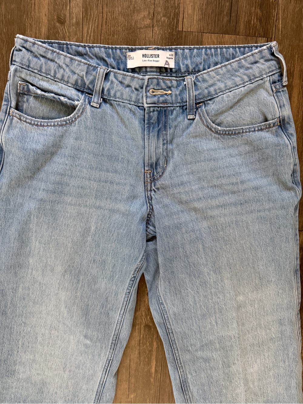 Hollister Light Blue Low Rise Baggy Regular Wide Leg Denim Jeans Casual 28 - Picture 3 of 13